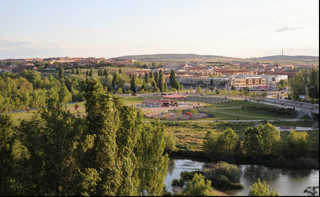 Vista del Tormes y el parque Elio Antonio de Nebrrija