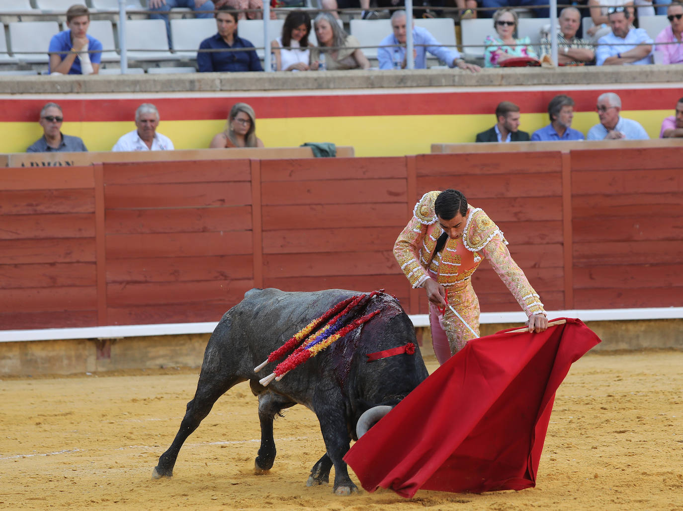 Fotos: Ferrera abre la Puerta Grande en la primera de San Antolín