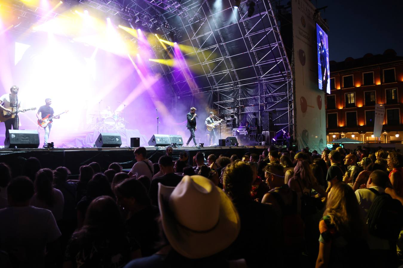 Fotos: Concierto de Martín H en la Plaza Mayor de Valladolid