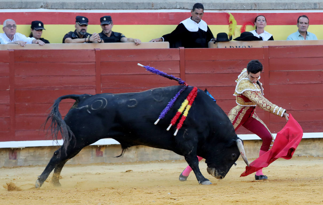 Fotos: El Juli agranda su leyenda en Palencia