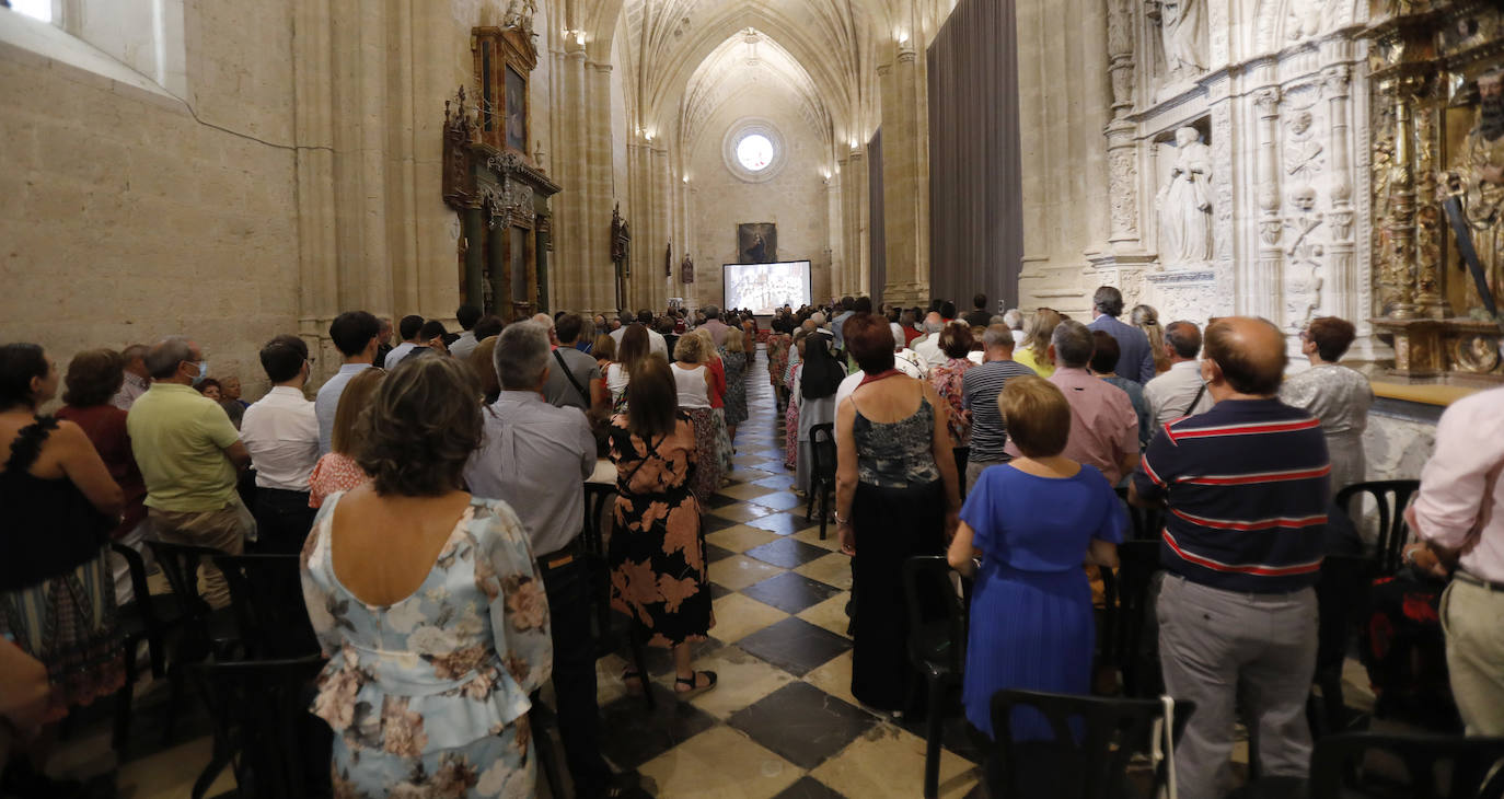 Fotos: El trascoro de la Catedral se queda pequeño para celebrar el día de San Antolín