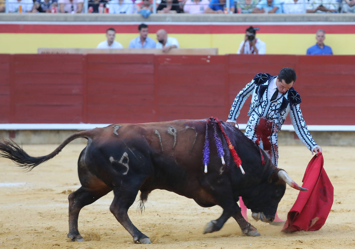 Fotos: Luque forma el lío en la goyesca de Palencia