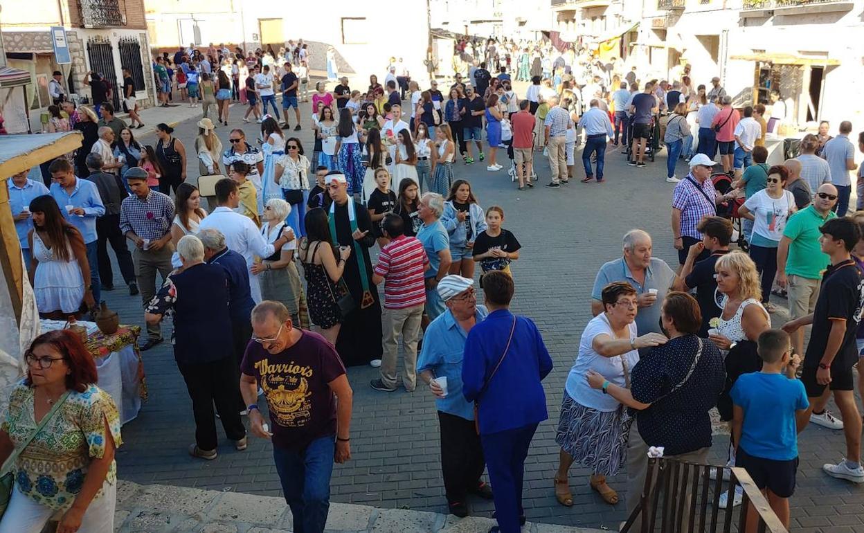 Cientos de personas han visitado la feria de oficios de Villanubla este sábado 3.