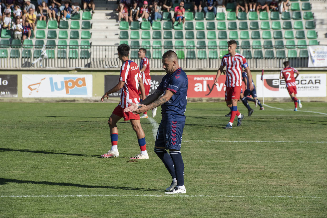 Partido entre la Segoviana y el Atlético de Madrid B.