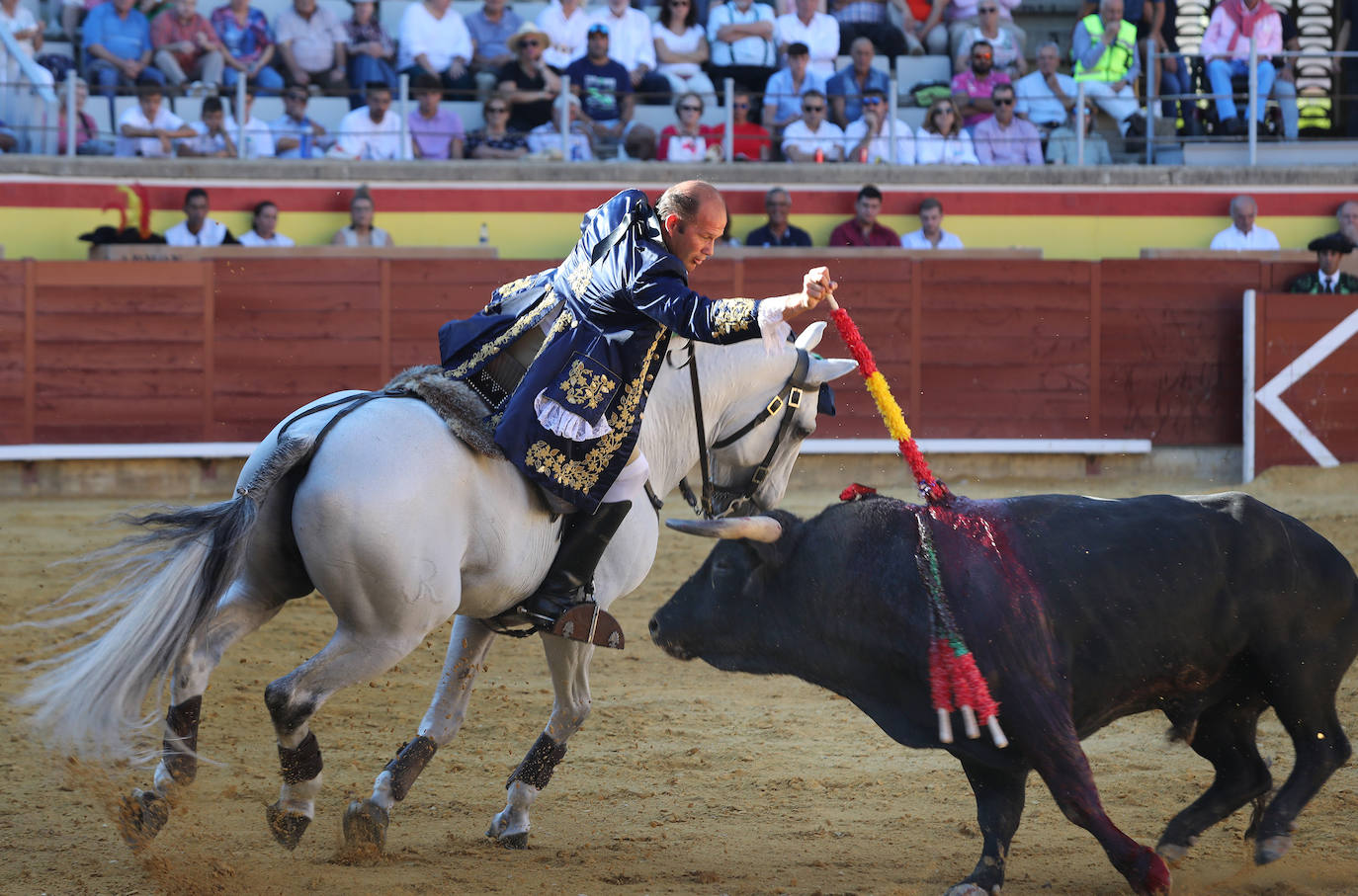 Fotos: Corrida de rejones de San Antolín