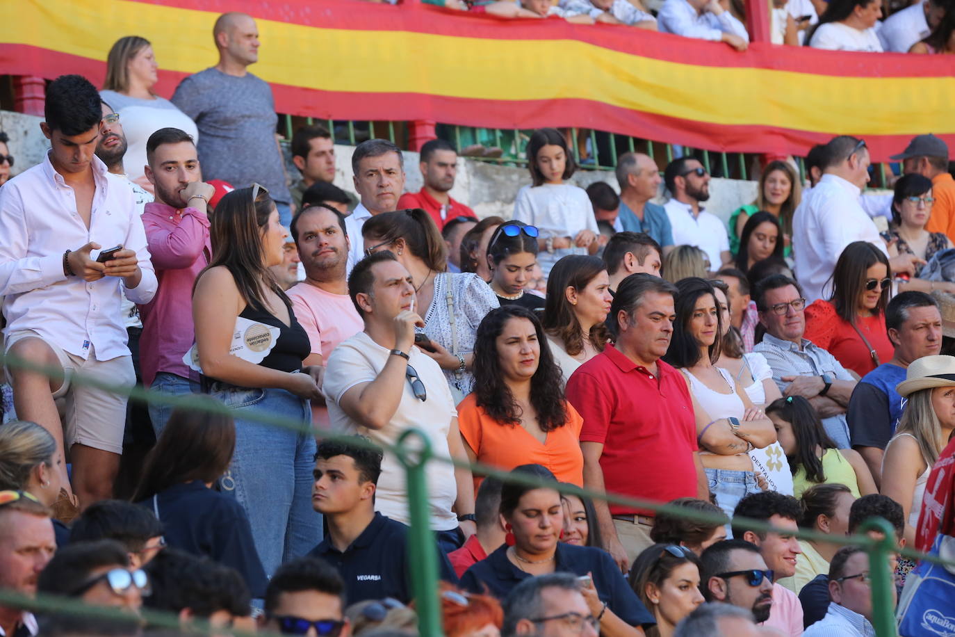 Fotos: Búscate en las gradas de la plaza de toros de Valladolid (2/3)