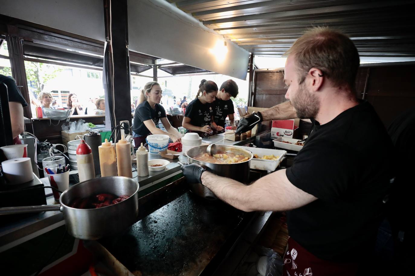 Fotos: Distintas zonas de la ciudad disfrutan de la Feria de Día