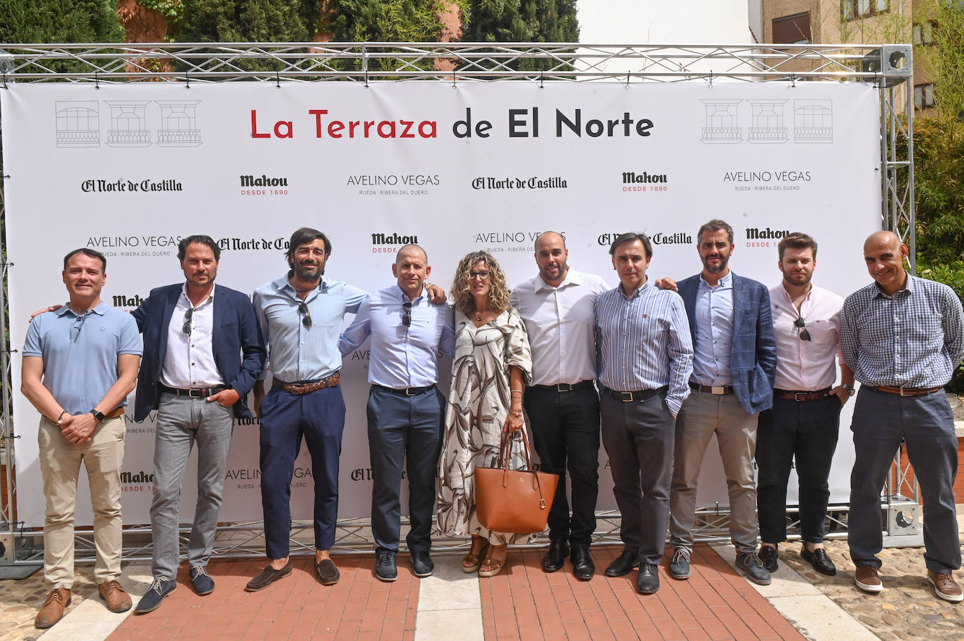Los representantes de Coca Cola Marco Antonio Figueroa, Manuel Vera, Carlos Nogueira, Mauricio Martínez, Ainhoa Solla, Rubén Martínez, Pablo Abad, Óscar Saldaña, José Ignacio Martínez y José Ángel Salvadores.