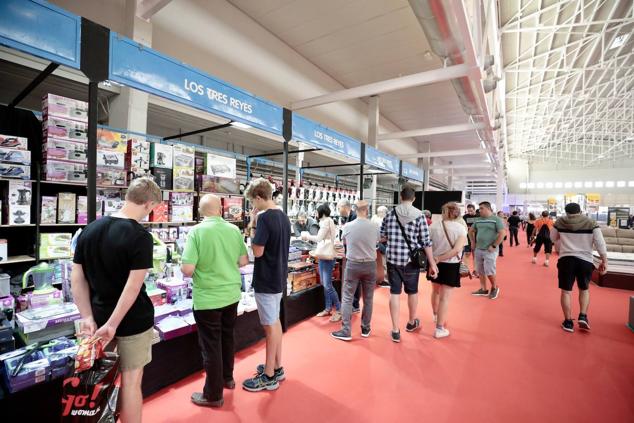 Fotos: Las miradas se centran en cada exposición de la Feria de Muestras