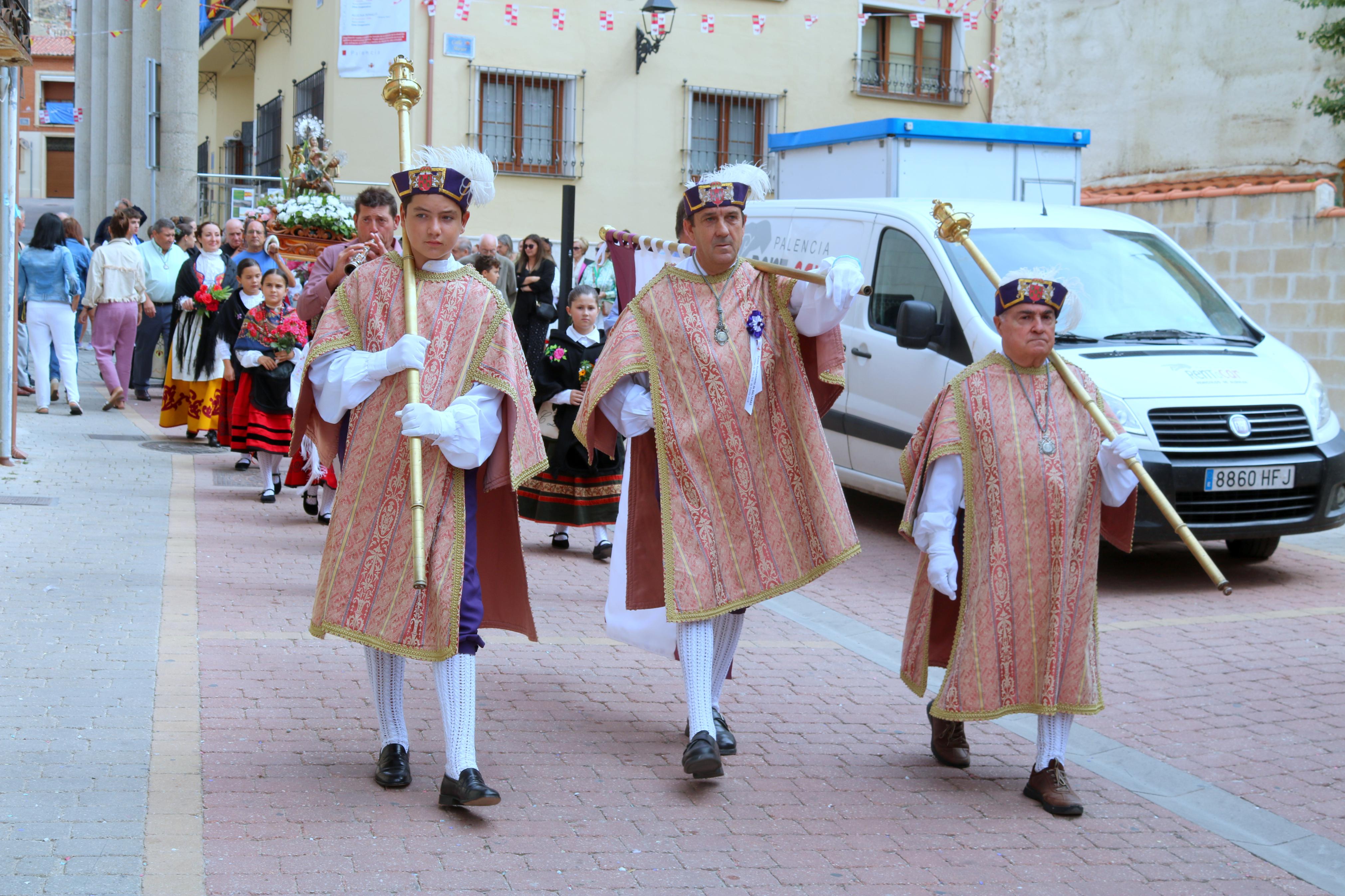 Baltanás celebra con todos los honores la fiesta de la Virgen de Revilla