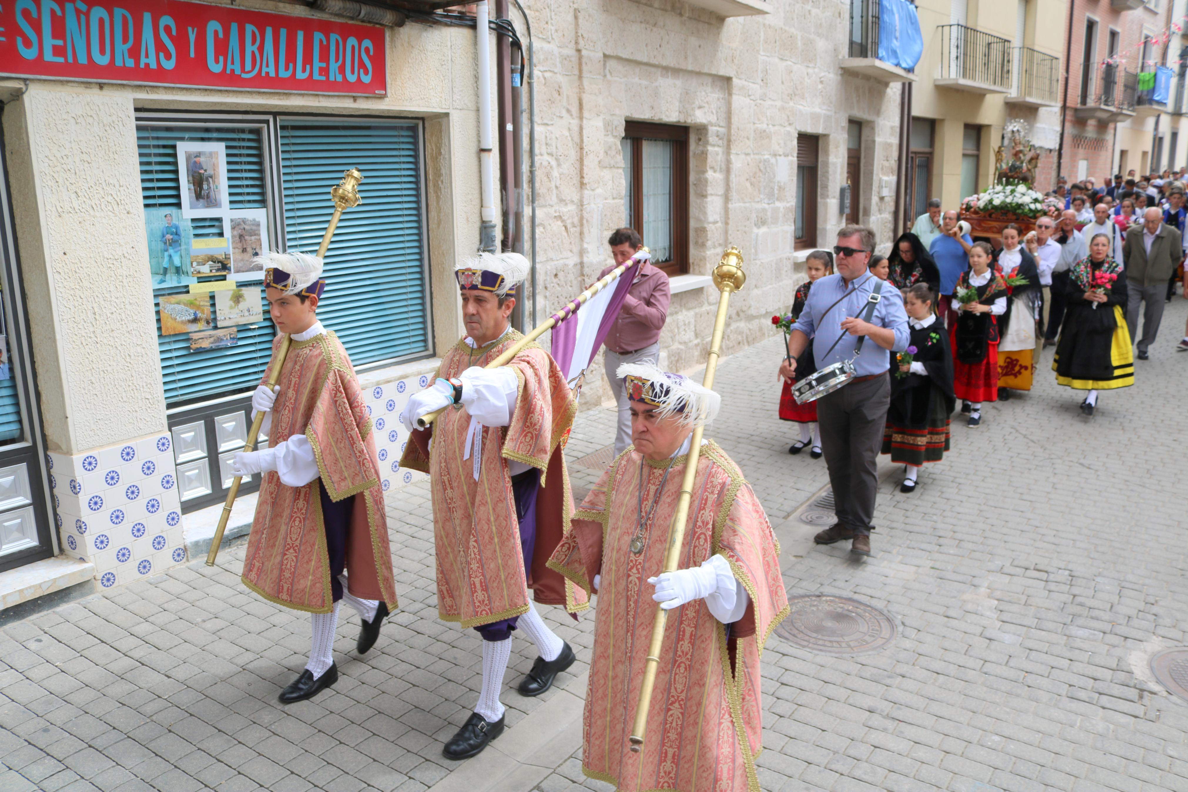 Baltanás celebra con todos los honores la fiesta de la Virgen de Revilla