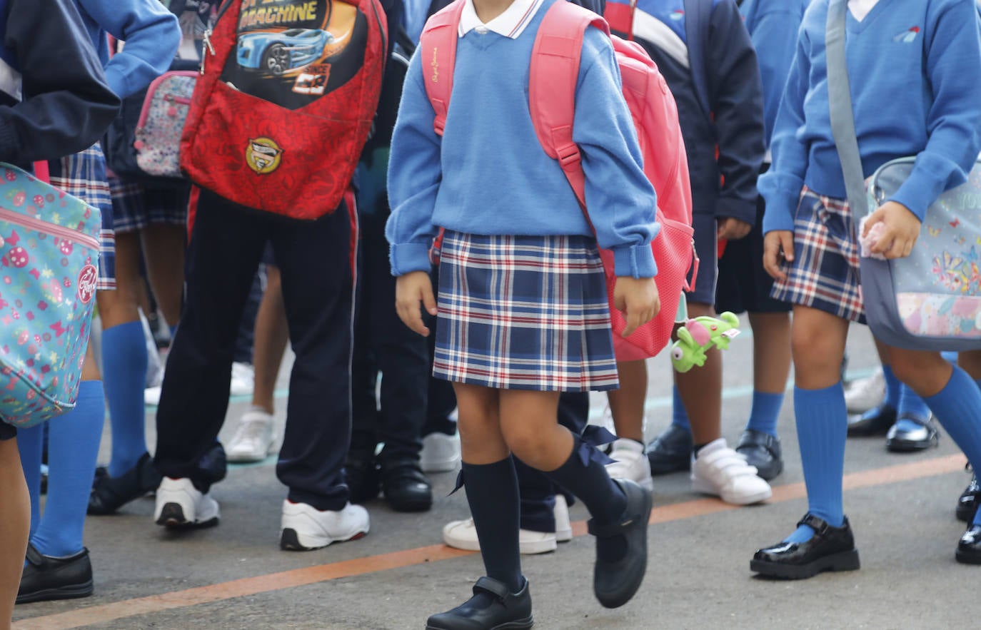 Fotos: Los escolares de Palencia vuelven al colegio