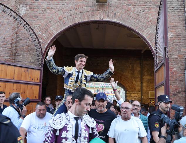 Fotos: Morante de la Puebla, El Juli y Tomás Rufo en la Plaza de Toros de Valladolid