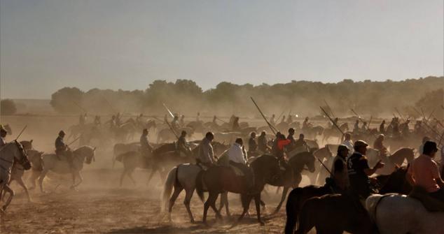 Fotos: Encierro mixto campo a través en las fiestas patronales de Portillo