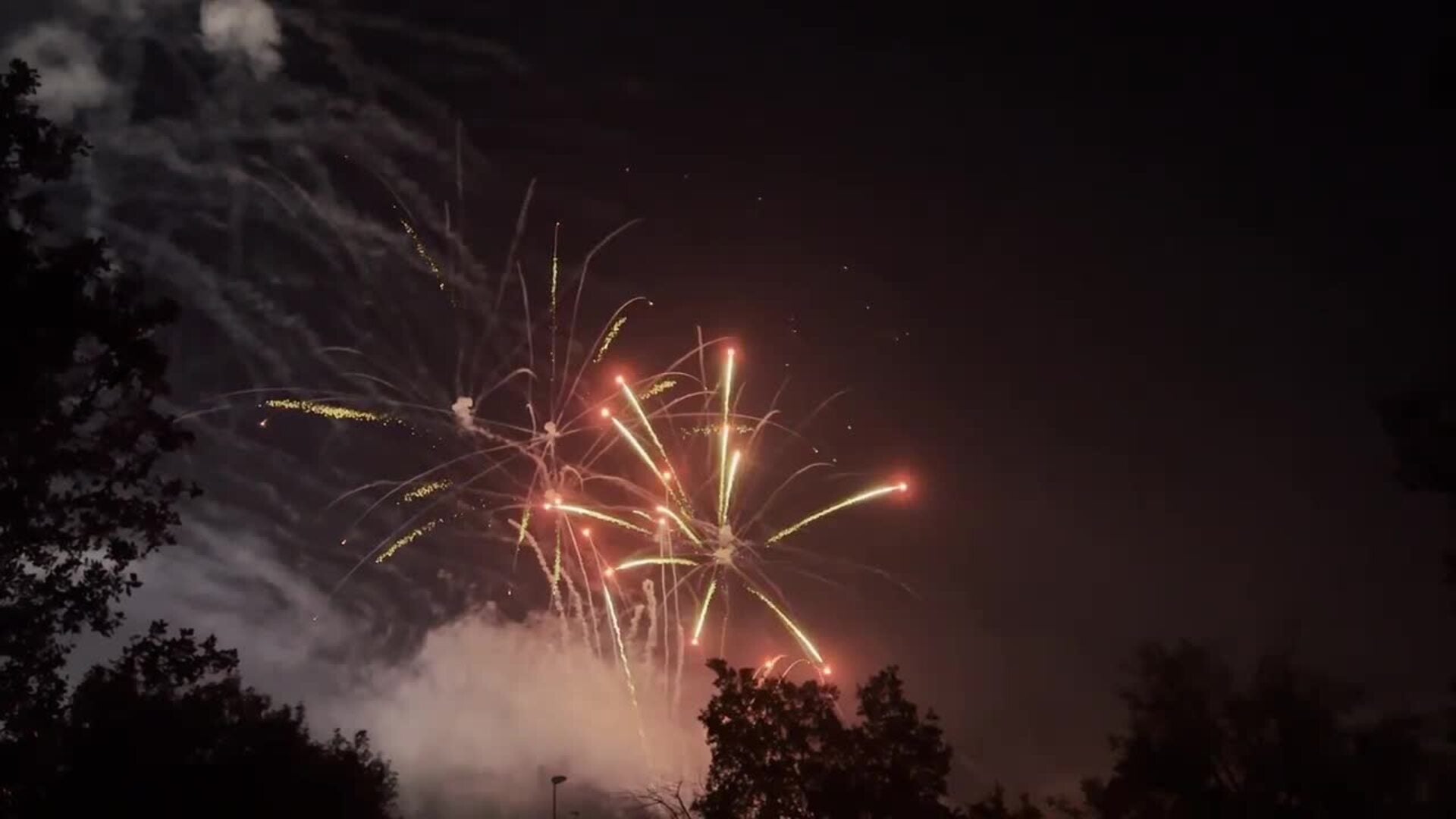 Disfruta del vídeo de los últimos fuegos artificiales de las Fiestas de Valladolid 2022