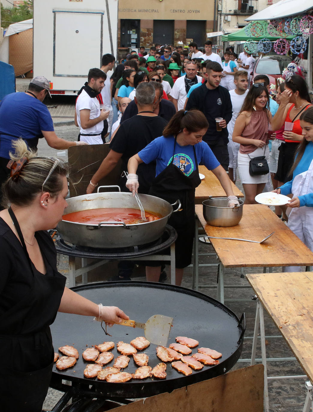 Vermú en las fiestas de Carbonero. 