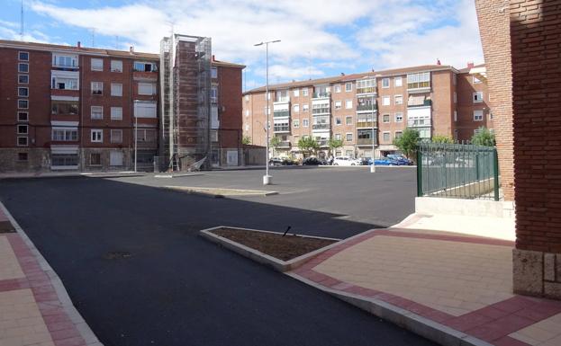 El Cuatro de Marzo estrenará este mes un aparcamiento gratuito con 63 plazas