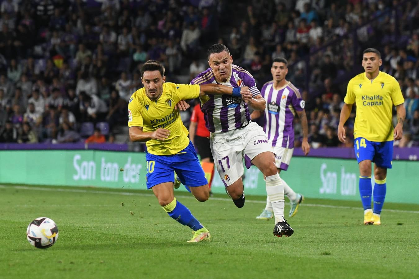 Fotos: Derrota del Real Valladolid ante el Cádiz (1/3)