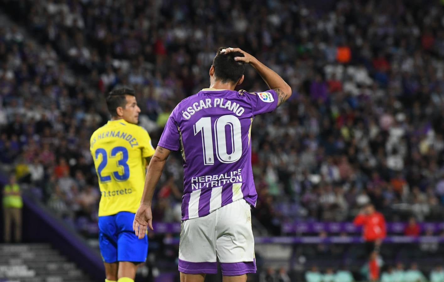 Fotos: Derrota del Real Valladolid ante el Cádiz (1/3)