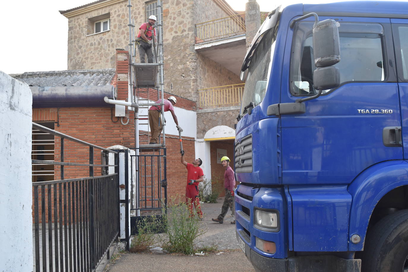 Se va a construir un centro de salud, cuyas obras de adjudicaron por 5,5 millones de euros. 