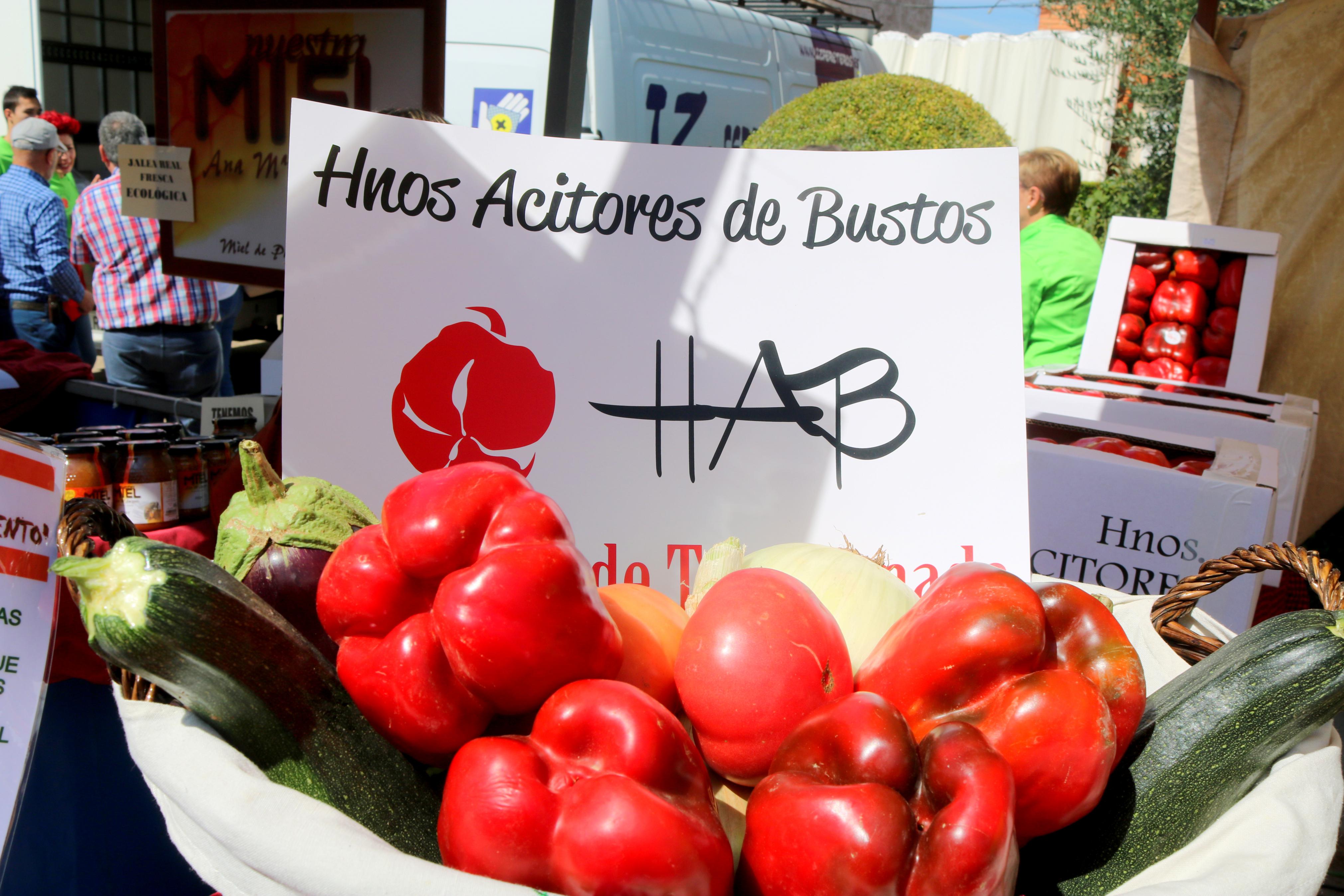 La Feria del Pimiento congregó a numeroso público durante toda la jornada