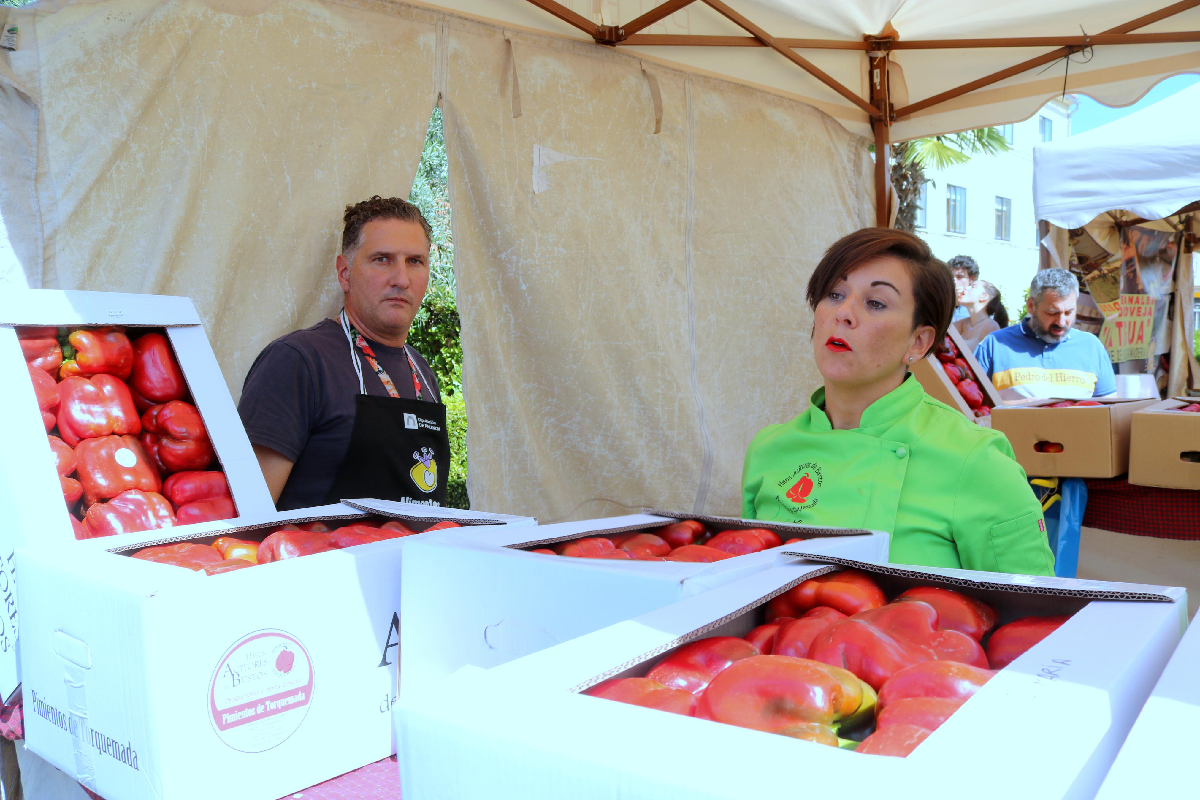 La Feria del Pimiento congregó a numeroso público durante toda la jornada