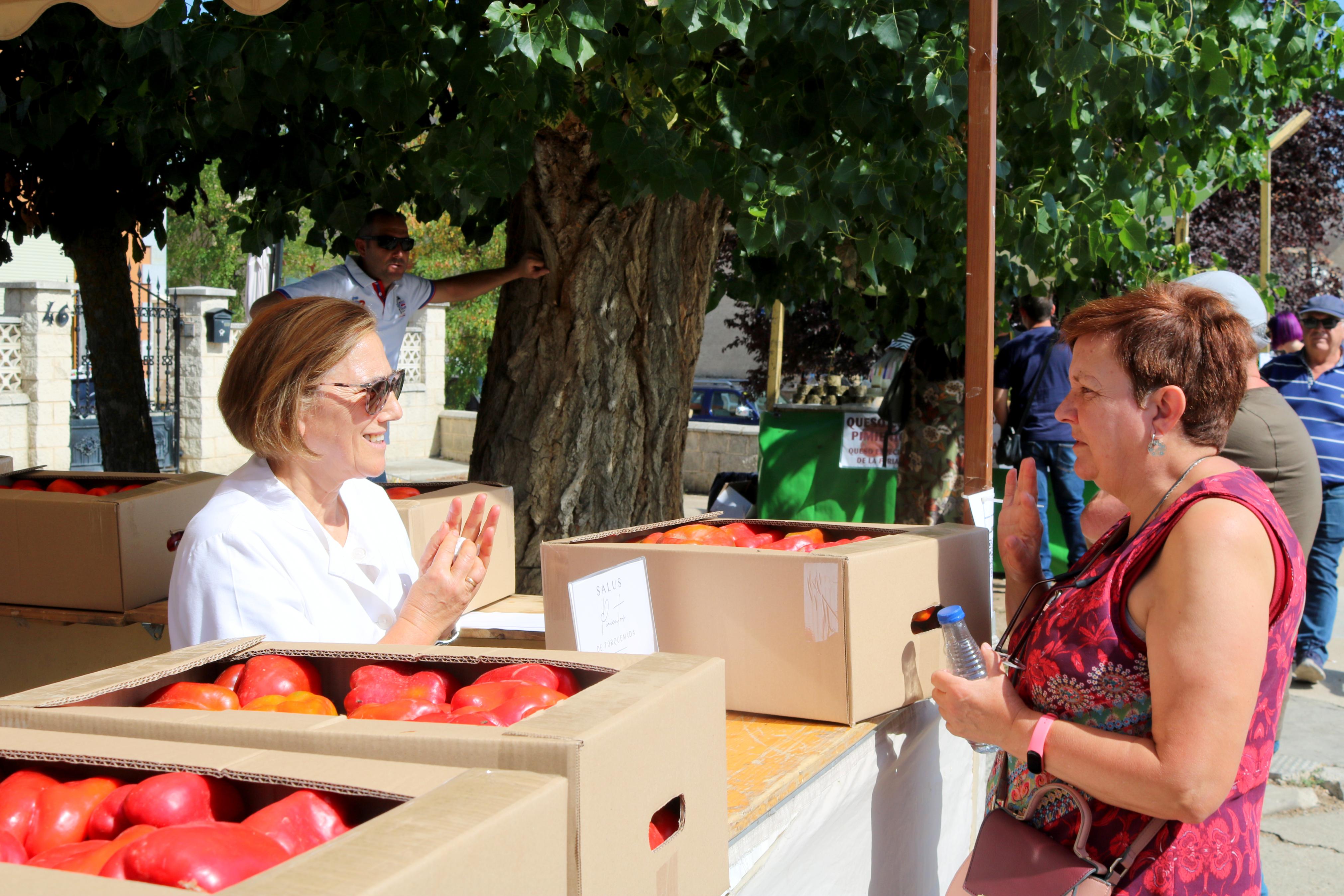 La Feria del Pimiento congregó a numeroso público durante toda la jornada