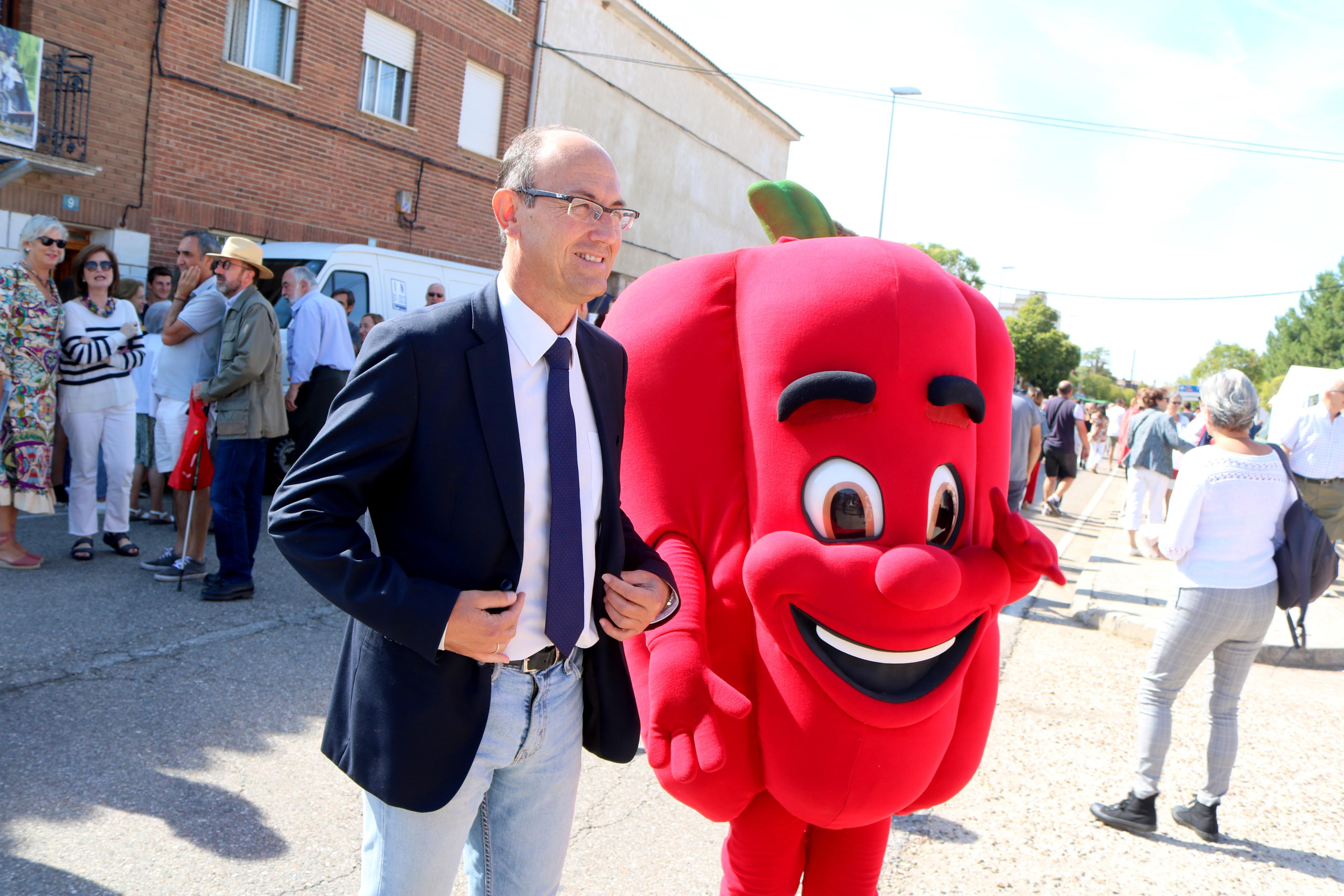 La Feria del Pimiento congregó a numeroso público durante toda la jornada