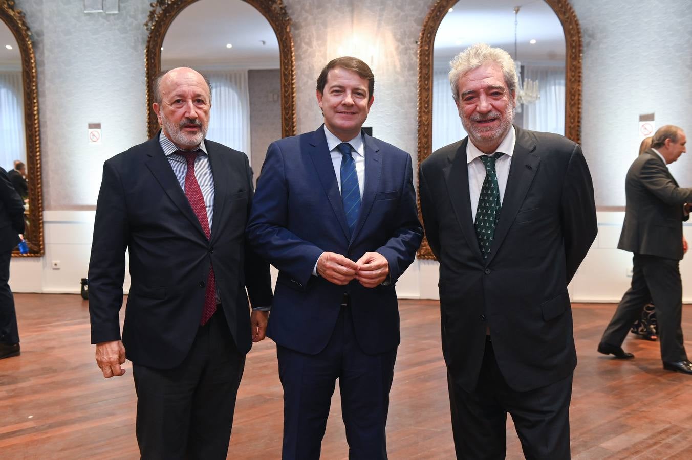 Miguel Ángel Cortés, Alfonso Fernández Mañueco y Miguel Ángel Rodríguez.