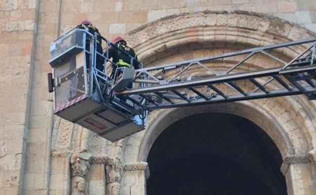 «San Martín necesita cariño», alerta la diócesis de Segovia tras nuevos desprendimientos 