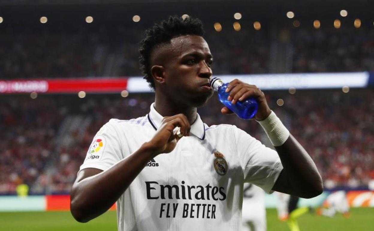 Vinicius, durante el derbi del Metropolitano disputado el domingo. 