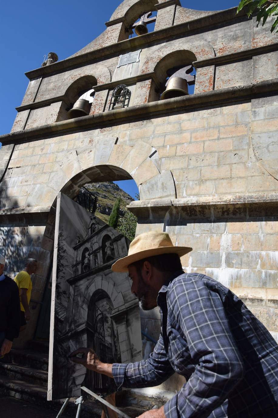 Fotos: Vuelve con fuerza la romería de la Virgen del Brezo
