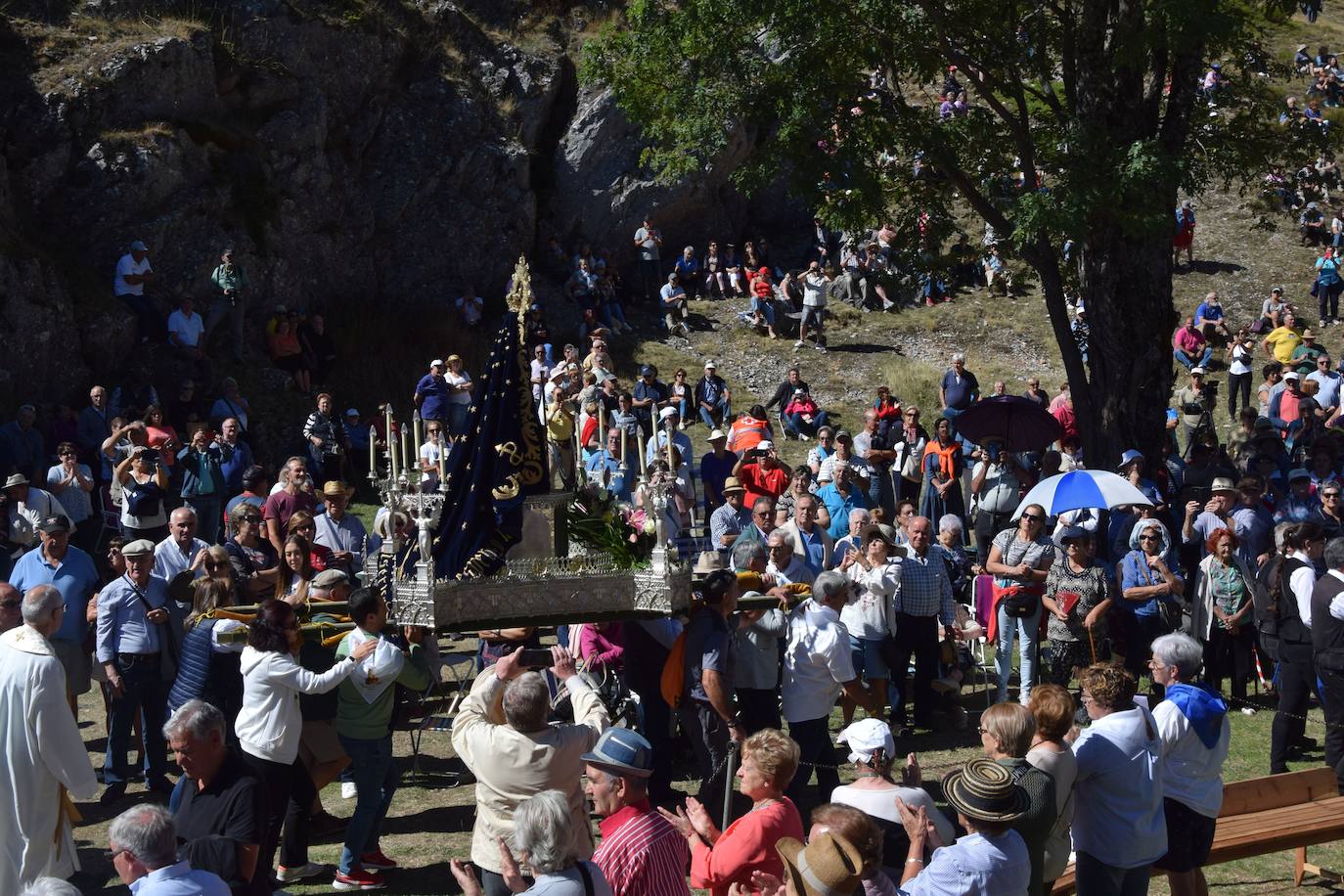 Fotos: Vuelve con fuerza la romería de la Virgen del Brezo