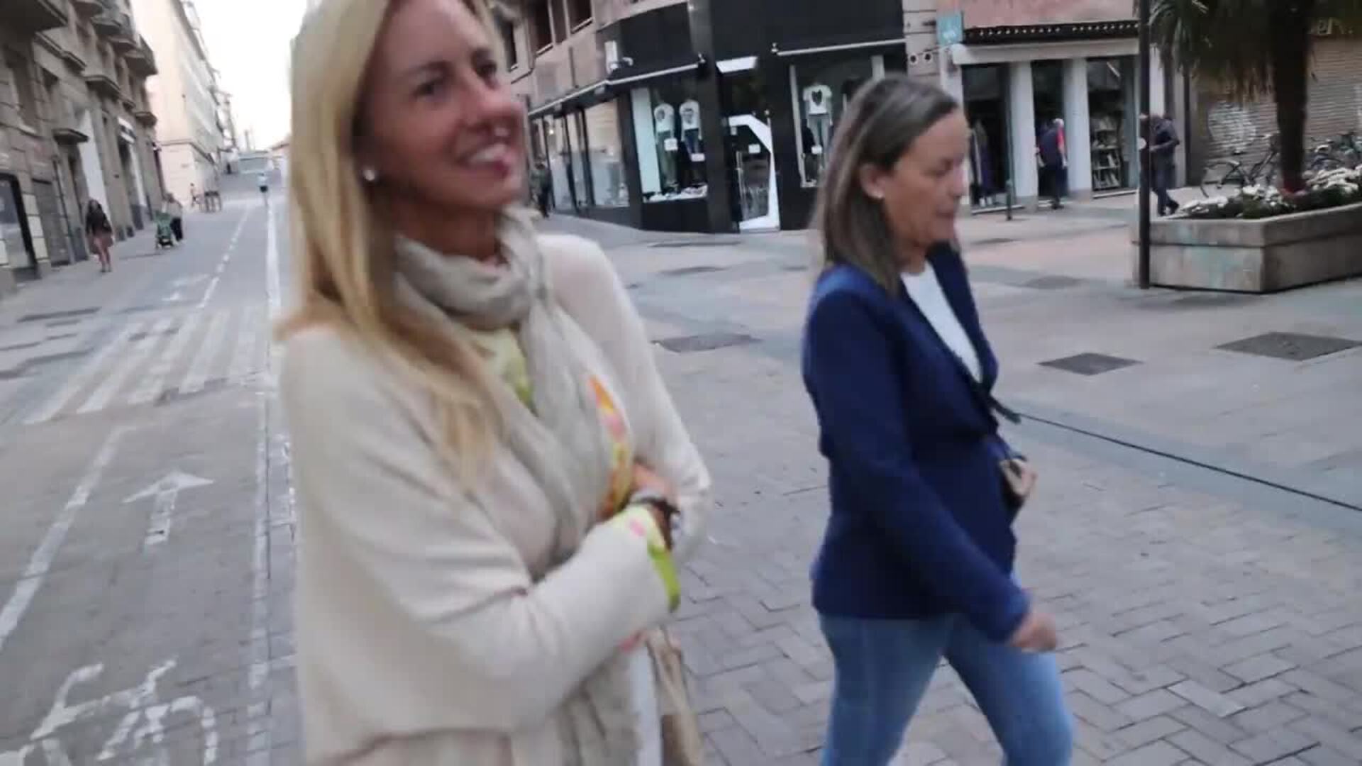 Ainhoa Armentia, sonriente tras sus apasionadas imágenes con Urdangarin