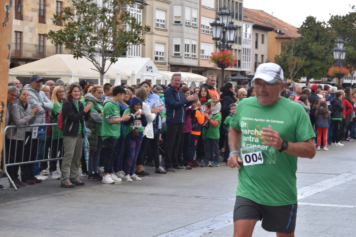 Fotos: Aguilar de Campoo se mueve contra el cáncer