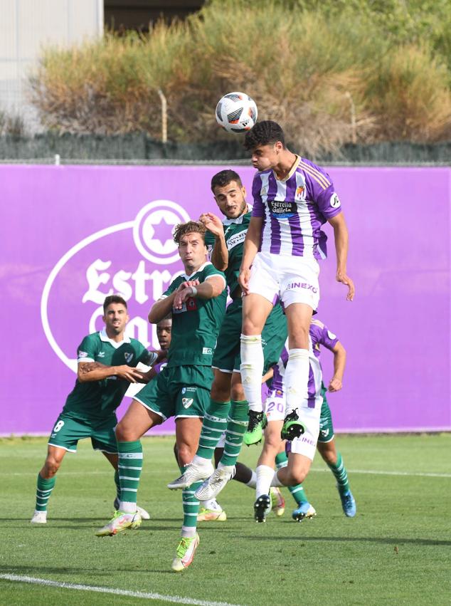 Fotos: La victoria del Real Valladolid Promesas ante el Coruxo en imágenes
