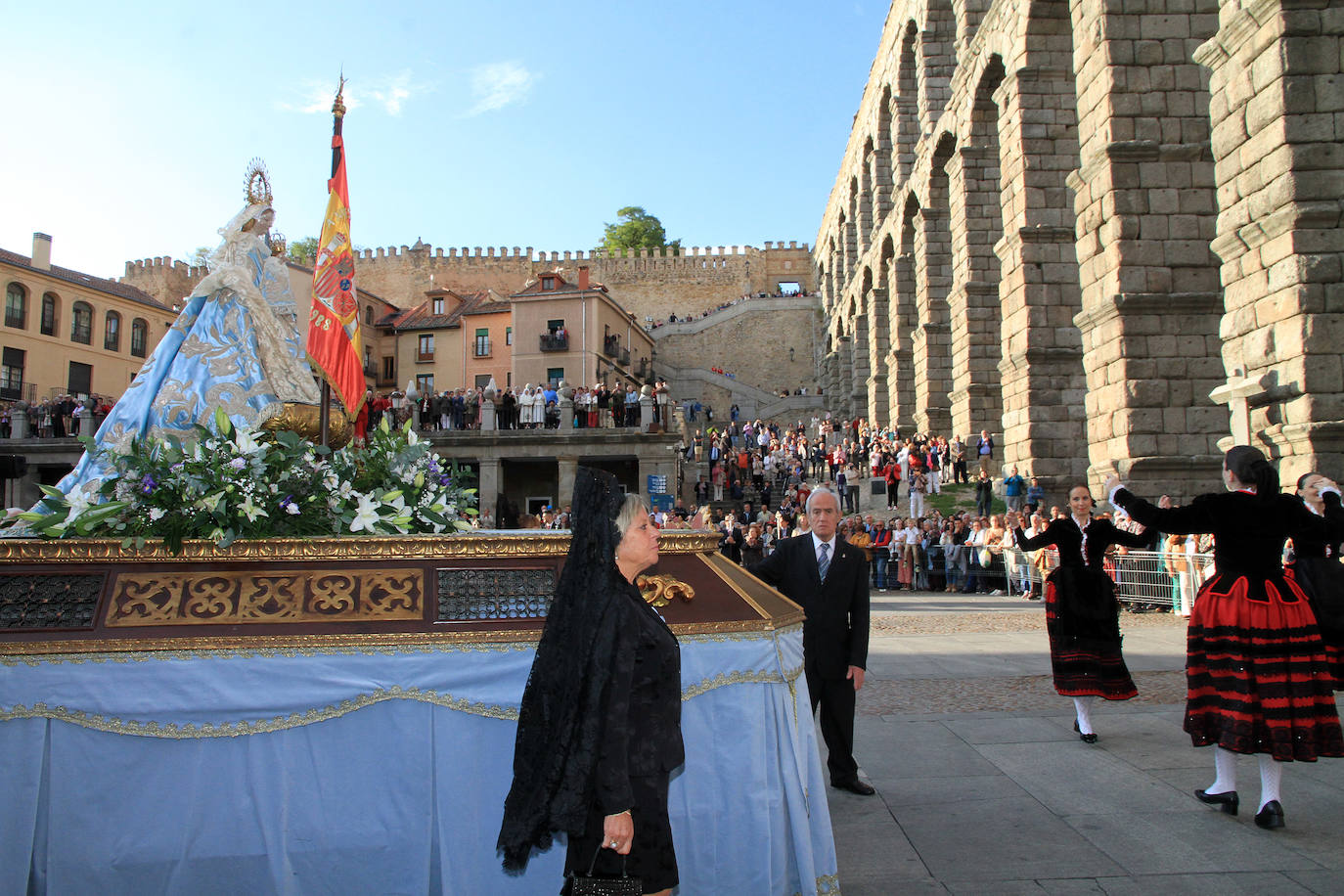 Bajada de la Virgen de la Fuencisla, desde la Catedral hasta su santuario.