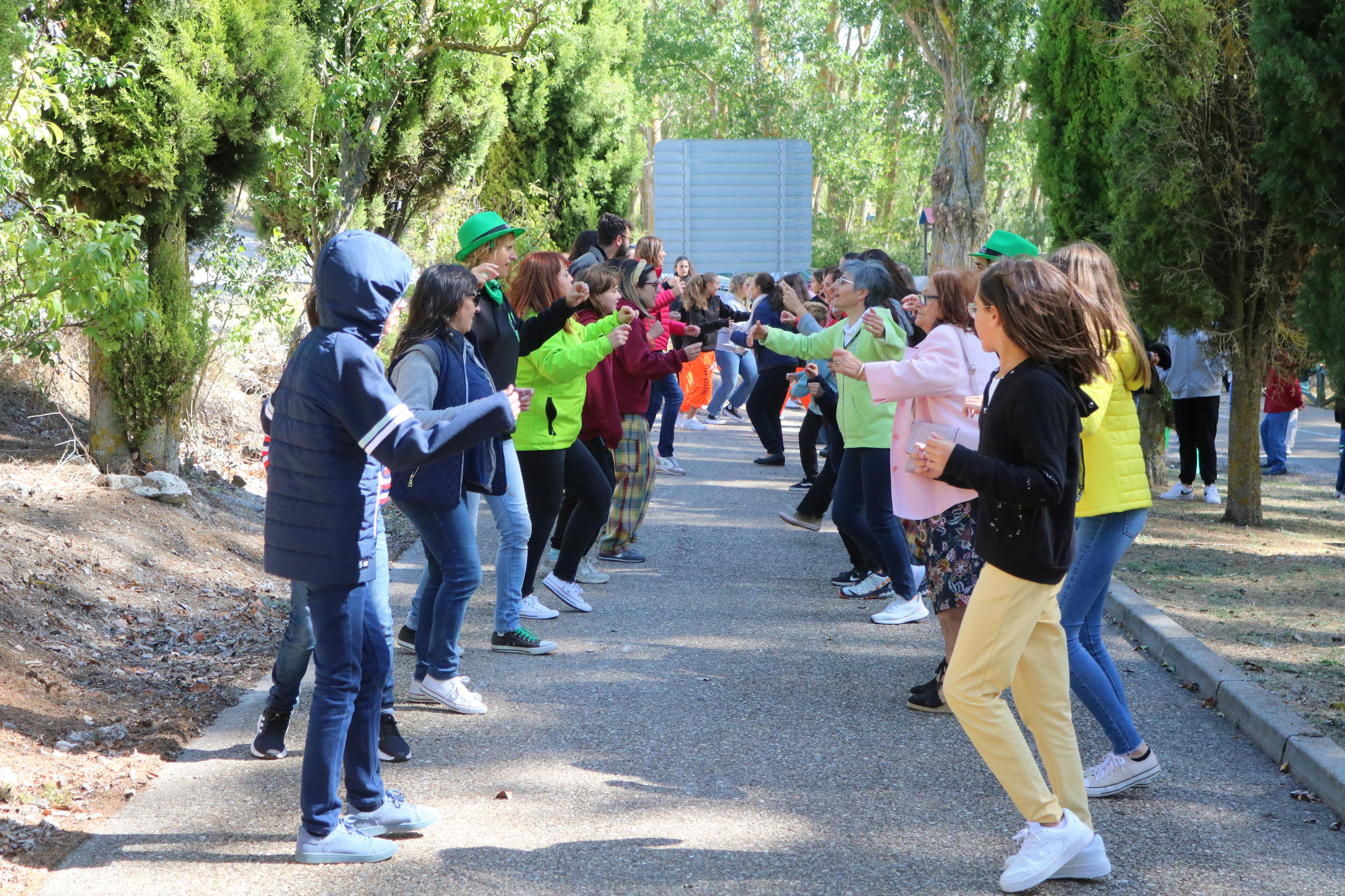 Numerosos cofrades y devotos se reunieron para celebrar la fiesta de Nuestra Señora de Garón