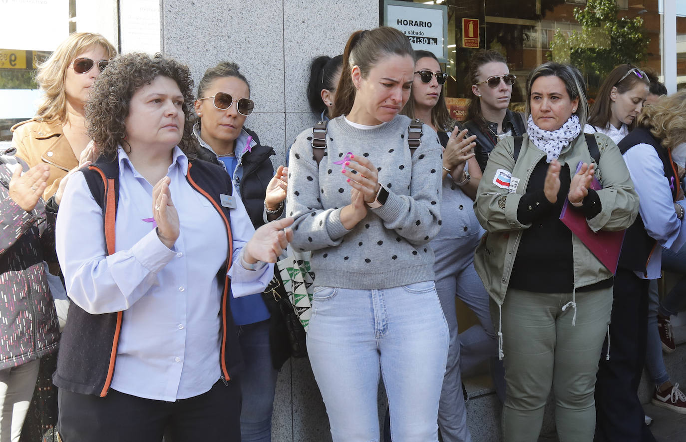 Fotos: El recuerdo y cariño de los compañeros de trabajo de Raquel