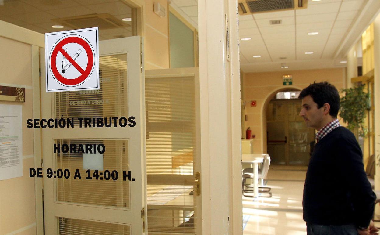 Sección de Tributos del Ayuntamiento de Segovia.