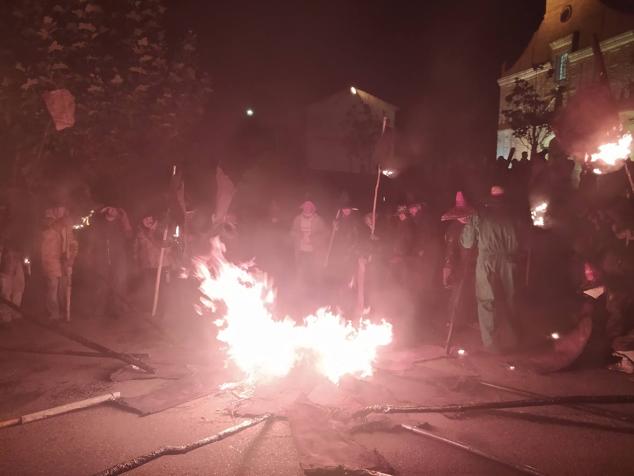 Fotos: La procesión Cívica de El Vítor de Mayorga, en imágenes