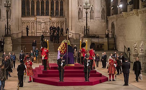 Funeral por la reina Isabel II del Reino Unido. 