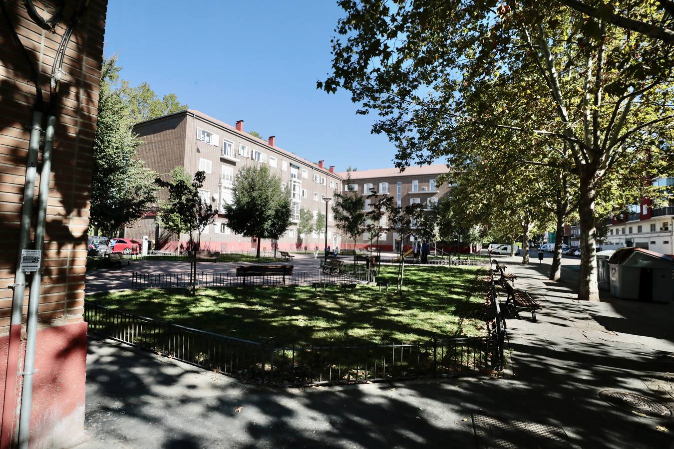 Fotos: El Ayuntamiento de Valladolid mejorará el aspecto de la venida Reyes Católicos de Valladolid