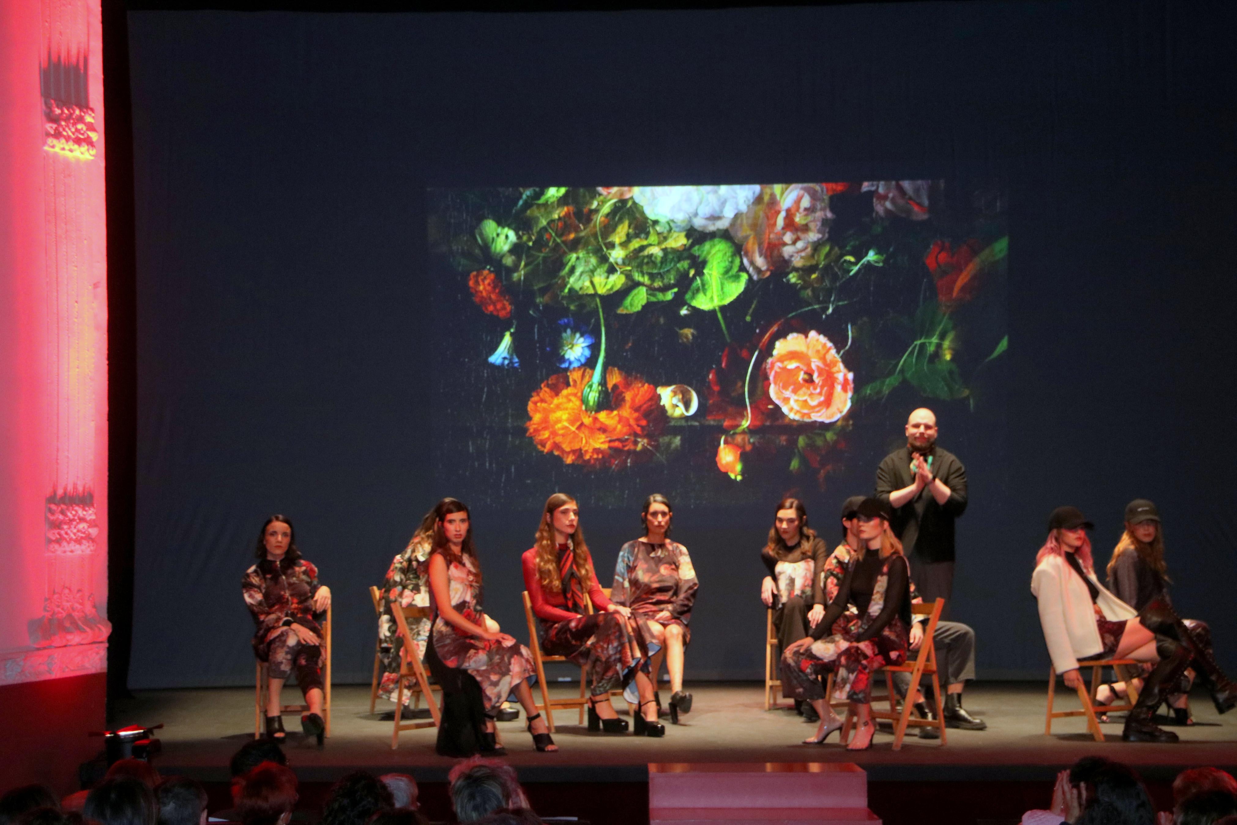 Los palentinos se volcaron con el desfile de moda organizado por la Asociación Palentina con el Pueblo Saharaui