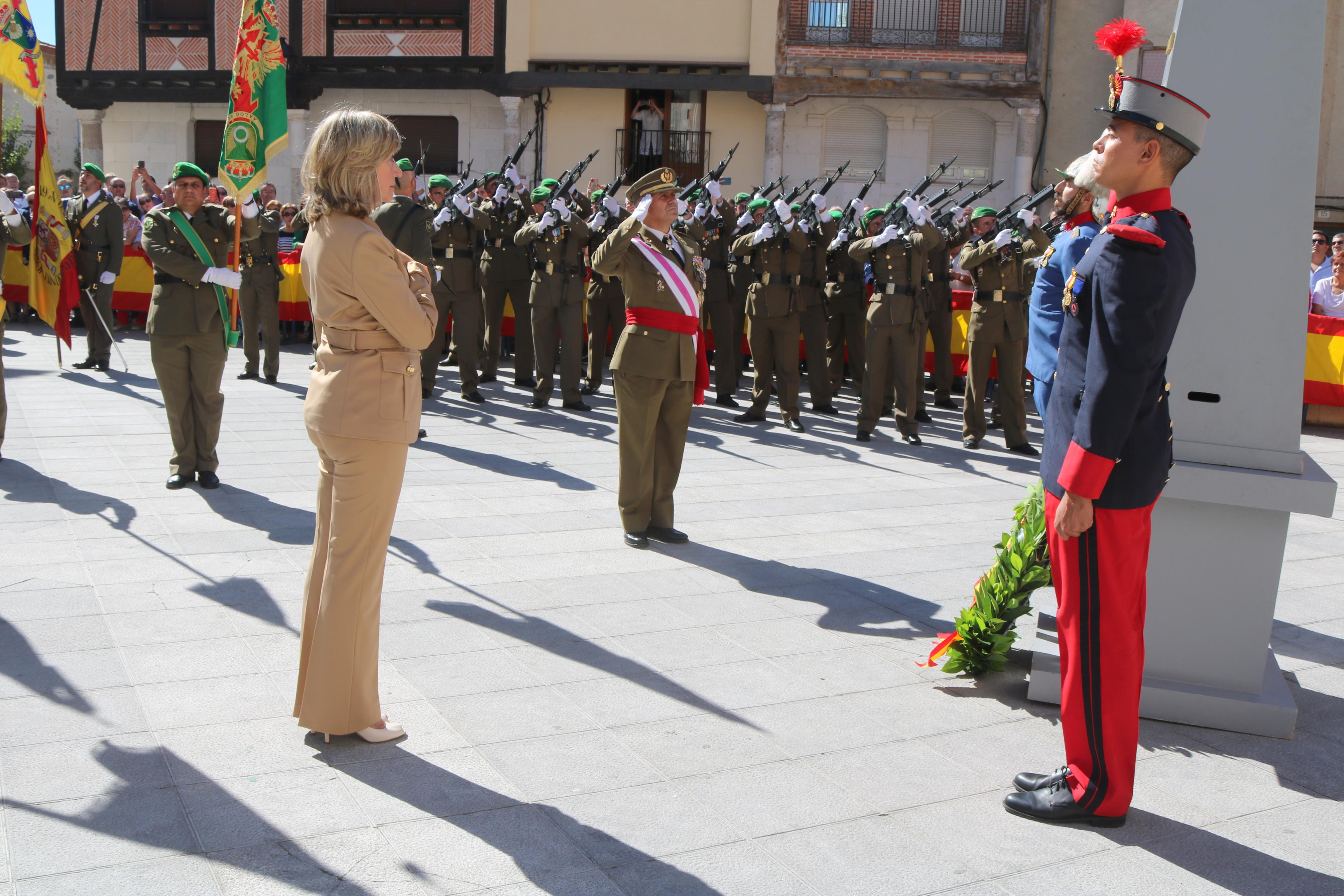 Alrededor de ochenta personas juran fidelidad ante la Enseña Nacional