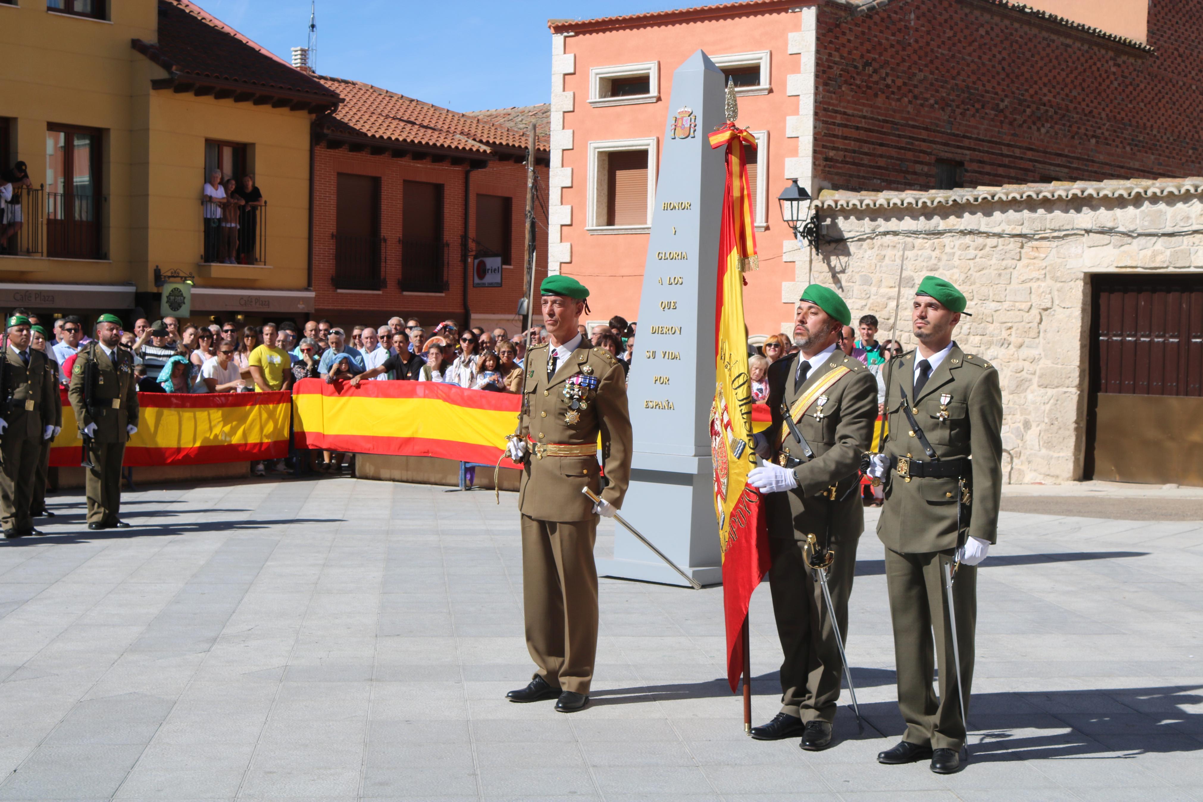 Alrededor de ochenta personas juran fidelidad ante la Enseña Nacional