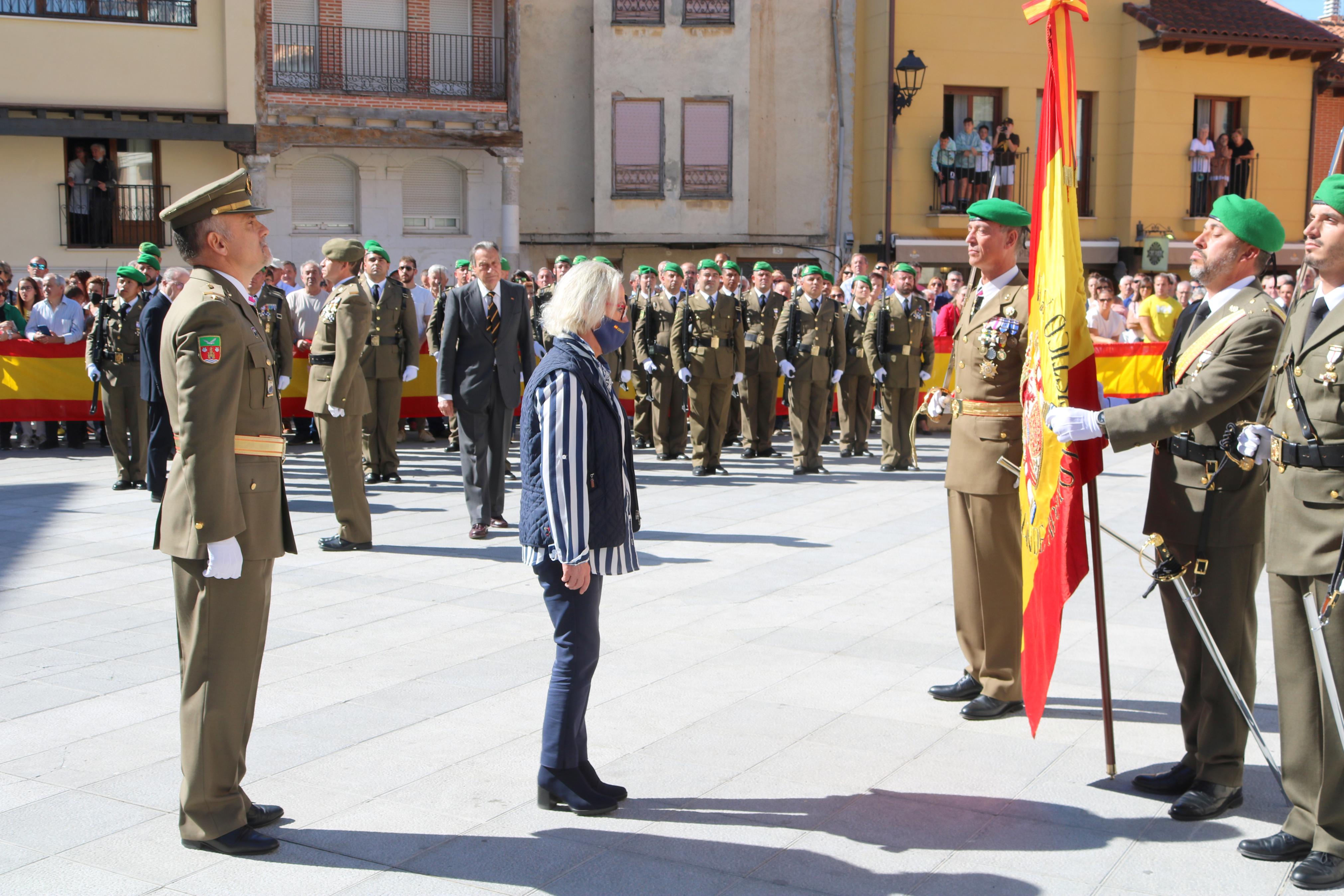 Alrededor de ochenta personas juran fidelidad ante la Enseña Nacional