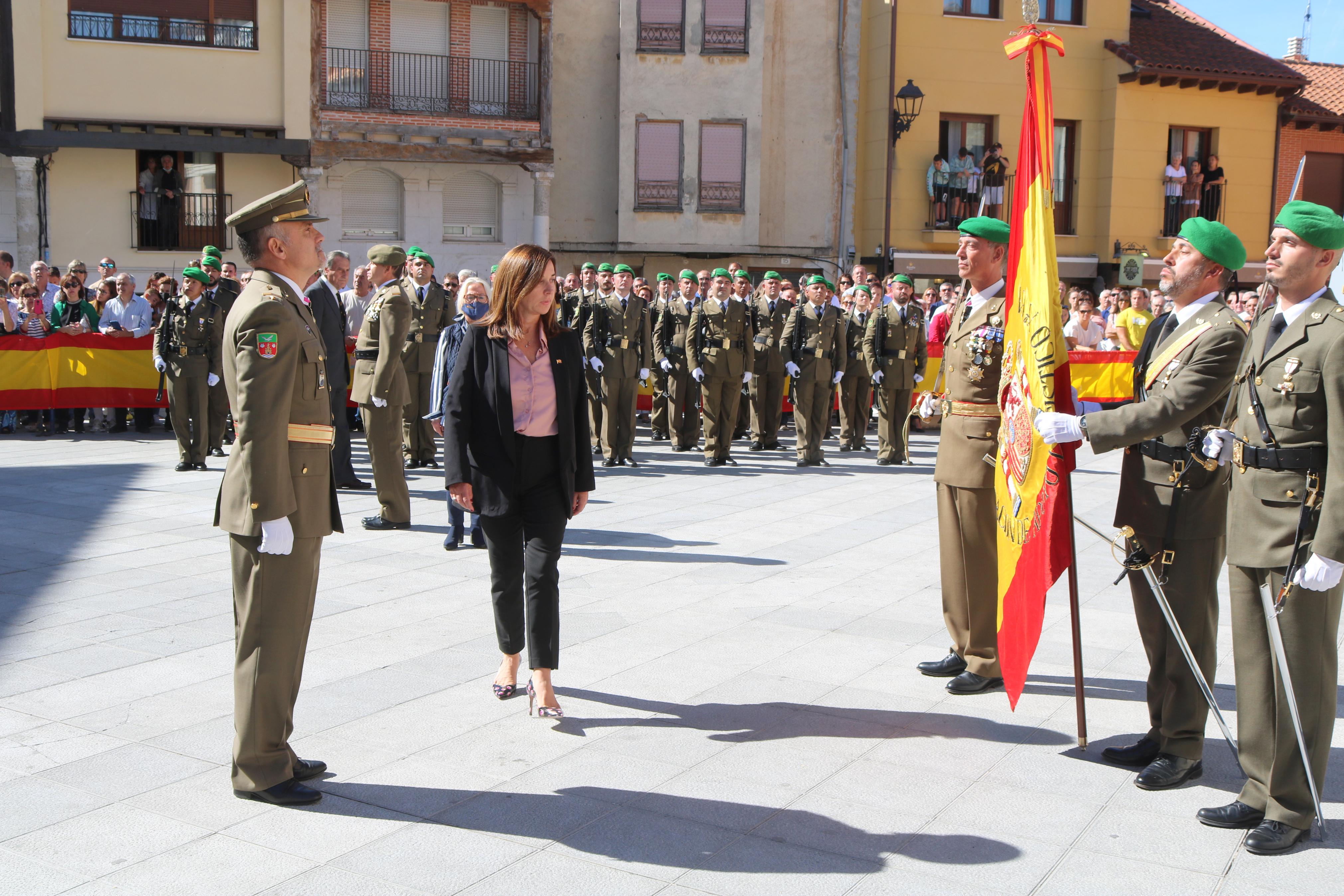 Alrededor de ochenta personas juran fidelidad ante la Enseña Nacional