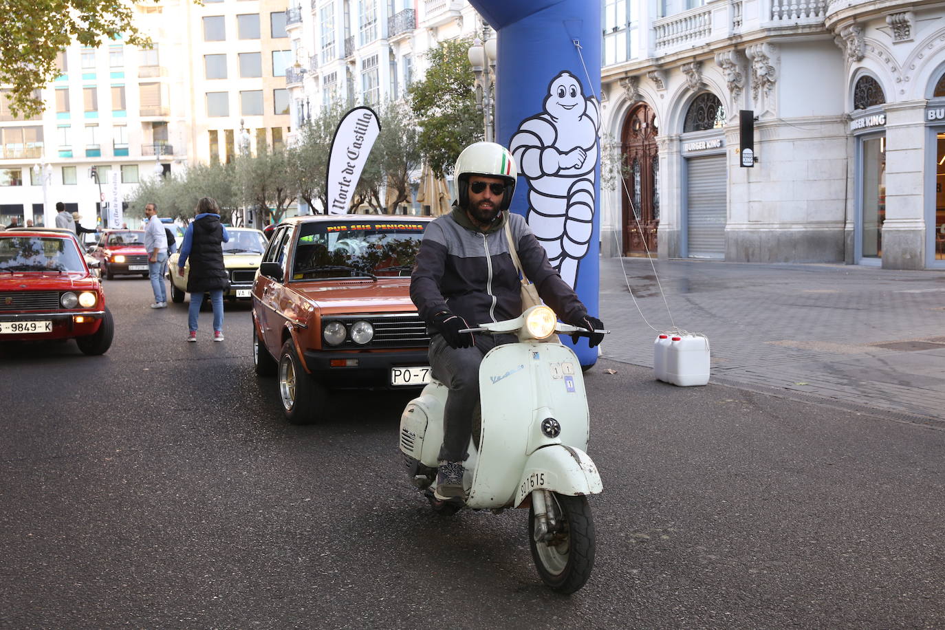 Fotos: Galería de fotos | Llegada de los participantes al Valladolid Motor Vintage