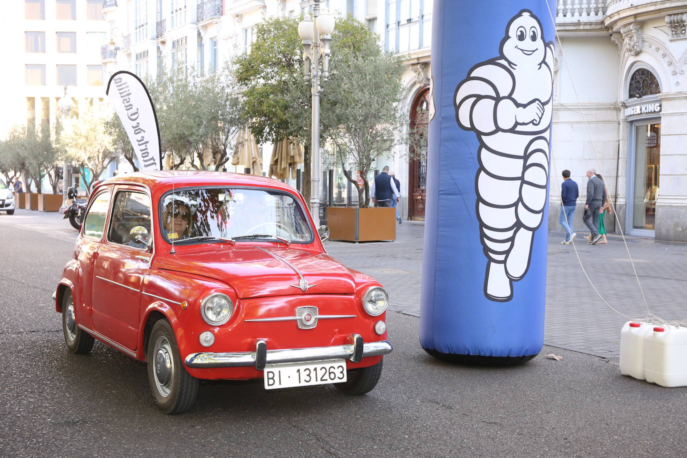 Fotos: Galería de fotos | Llegada de los participantes al Valladolid Motor Vintage